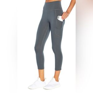 Women's Turbulence Bailee Tummy-Control 22'' Pocket Legging